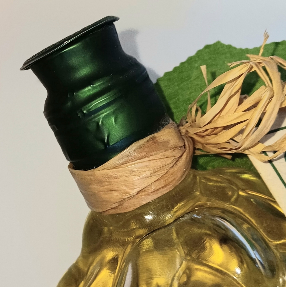 Vintage Melina's Extra Virgin Olive Oil Grape Bottle from Italy 7oz Sealed - Picture 3 of 7